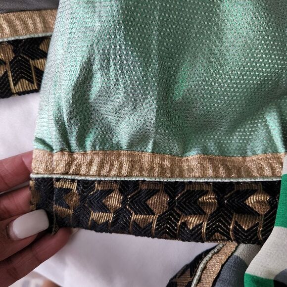 GORGEOUS! HALF SAREE - Green Grey Gold Georgette Saree - Picture 13 of 14